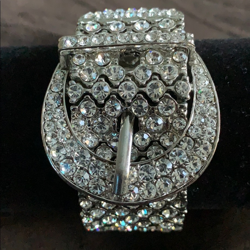 STUNNING Silver Tone Bracelet with Crystals